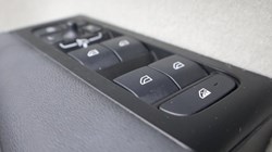 2020 (70) VOLVO XC40 2.0 B5P Inscription Pro 5dr AWD Auto 5109859