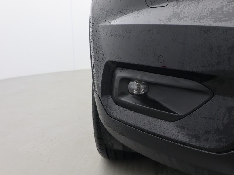 2020 (70) VOLVO XC40 2.0 B5P Inscription Pro 5dr AWD Auto 5109844