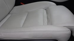 2020 (70) VOLVO XC40 2.0 B5P Inscription Pro 5dr AWD Auto 5109864