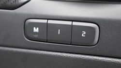 2020 (70) VOLVO XC40 2.0 B5P Inscription Pro 5dr AWD Auto 5109861