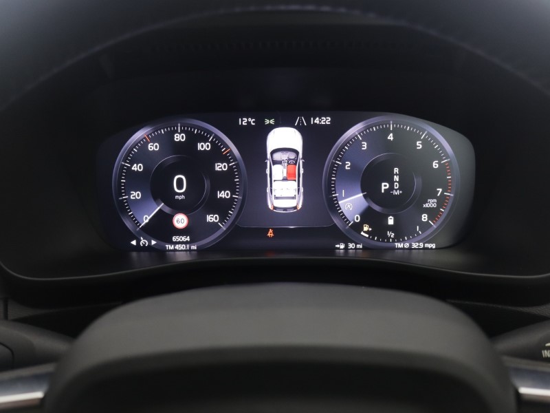 2020 (70) VOLVO XC40 2.0 B5P Inscription Pro 5dr AWD Auto 5109881