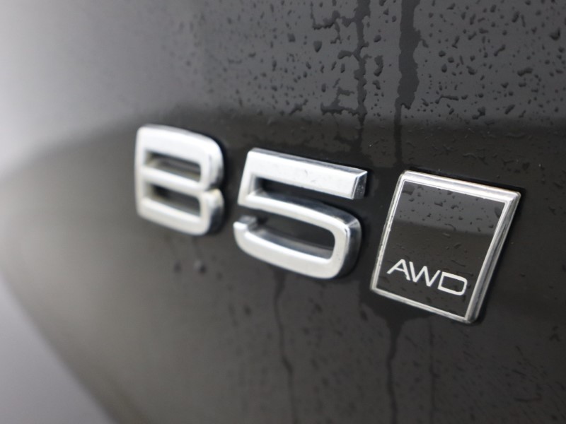 2020 (70) VOLVO XC40 2.0 B5P Inscription Pro 5dr AWD Auto 5109849