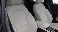 2020 (70) VOLVO XC40 2.0 B5P Inscription Pro 5dr AWD Auto 5109865