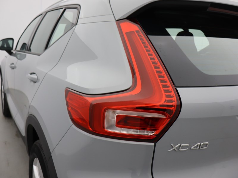 2023 (73) VOLVO XC40 2.0 B3P Core 5dr Auto 5200758