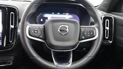2023 (73) VOLVO XC40 2.0 B3P Core 5dr Auto 5200784
