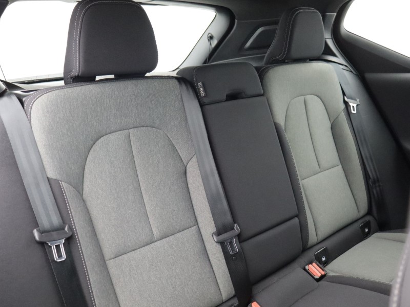 2023 (73) VOLVO XC40 2.0 B3P Core 5dr Auto 5200779