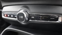 2023 (73) VOLVO XC40 2.0 B3P Core 5dr Auto 5200794