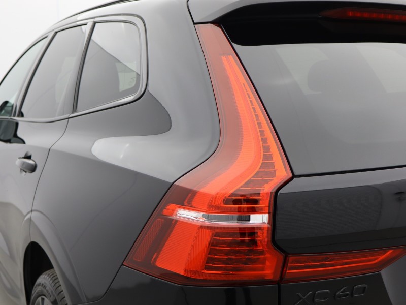 2024 (24) VOLVO XC60 2.0 B5P Plus Black Edition 5dr AWD Geartronic 5128743