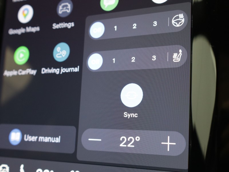 2024 (24) VOLVO XC60 2.0 B5P Plus Black Edition 5dr AWD Geartronic 5128783