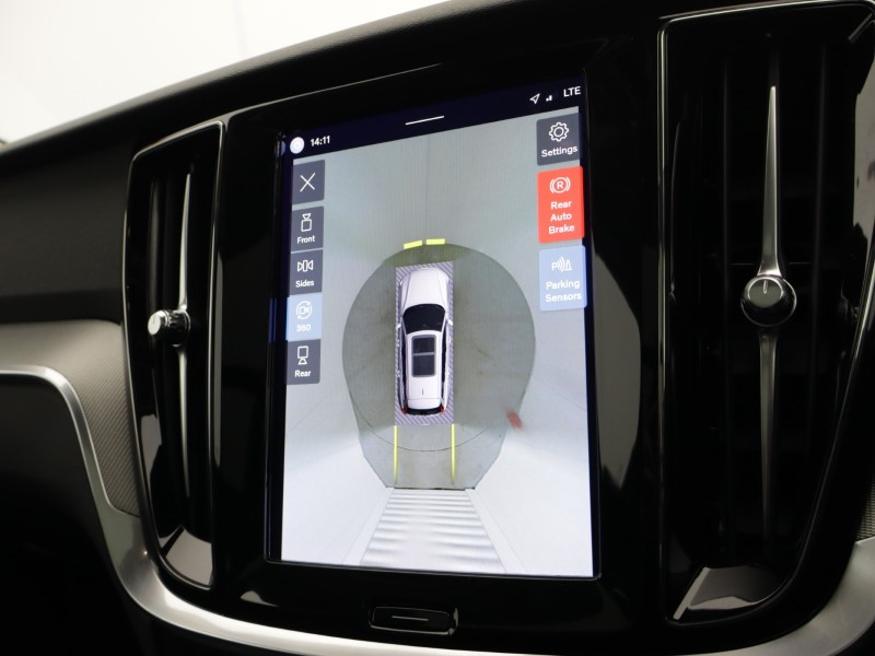 2023 (72) VOLVO V60 2.0 T6 [350] RC PHEV Ultimate Dark 5dr AWD Auto 5182676