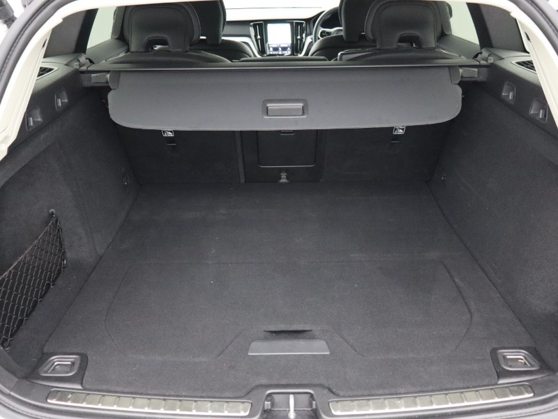 2023 (72) VOLVO V60 2.0 T6 [350] RC PHEV Ultimate Dark 5dr AWD Auto 5182636