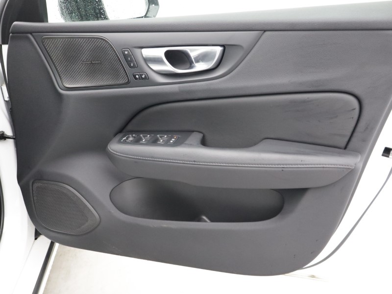 2023 (72) VOLVO V60 2.0 T6 [350] RC PHEV Ultimate Dark 5dr AWD Auto 5182647