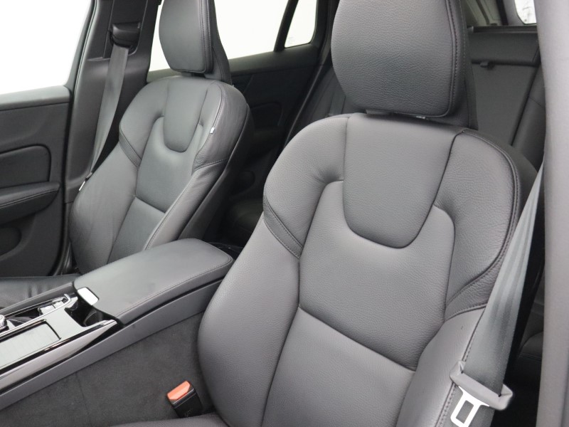 2023 (72) VOLVO V60 2.0 T6 [350] RC PHEV Ultimate Dark 5dr AWD Auto 5182657