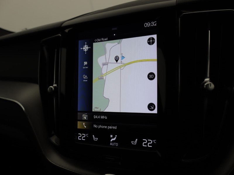 2021 (21) VOLVO XC60 2.0 B5P [250] R DESIGN 5dr AWD Geartronic 5156739