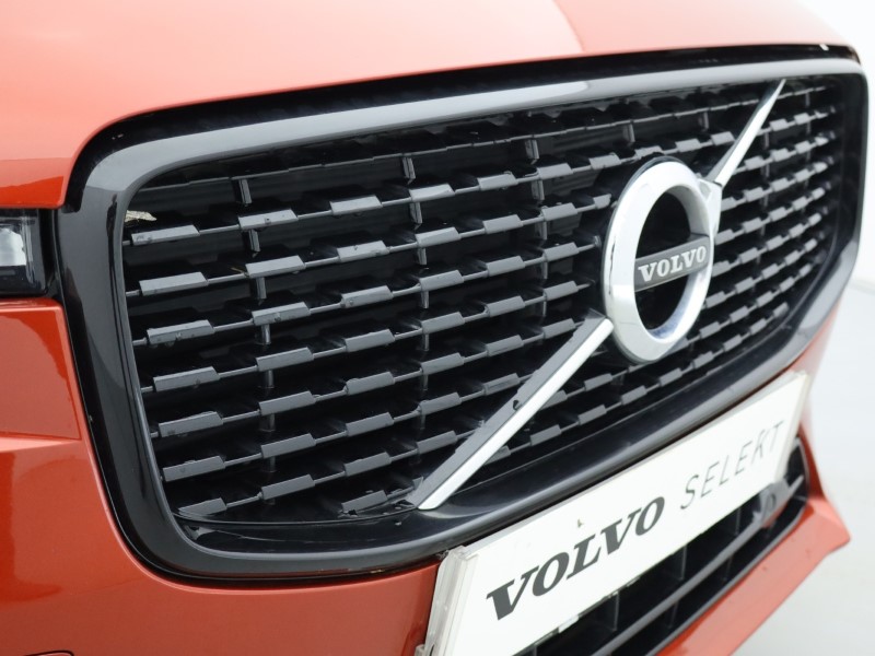 2021 (21) VOLVO XC60 2.0 B5P [250] R DESIGN 5dr AWD Geartronic 5156699