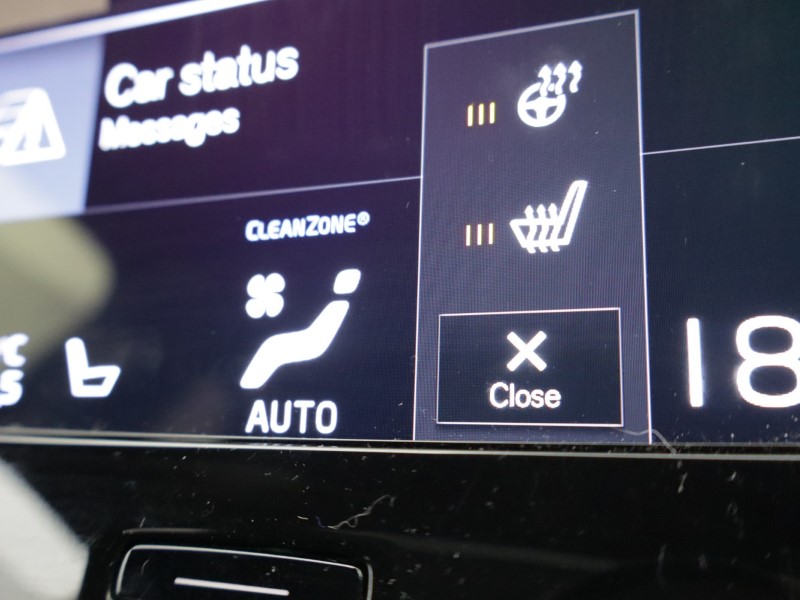 2022 (22) VOLVO XC40 1.5 T3 [163] R DESIGN 5dr Geartronic 5150993