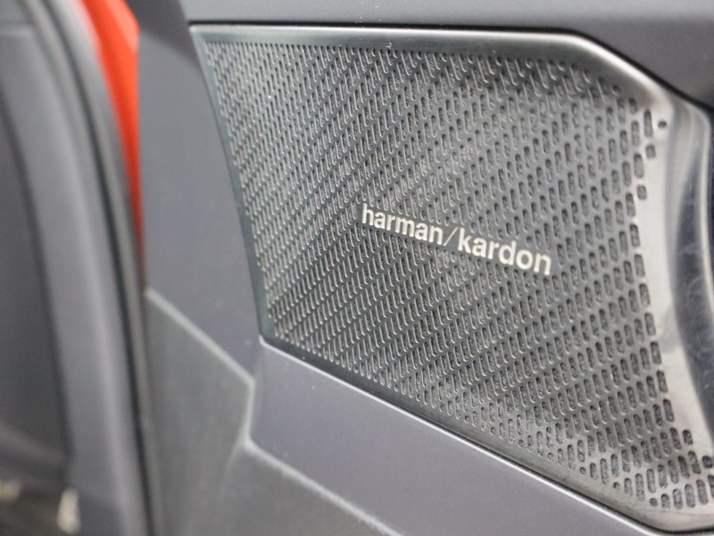 2022 (22) VOLVO XC40 1.5 T3 [163] R DESIGN 5dr Geartronic 5150970