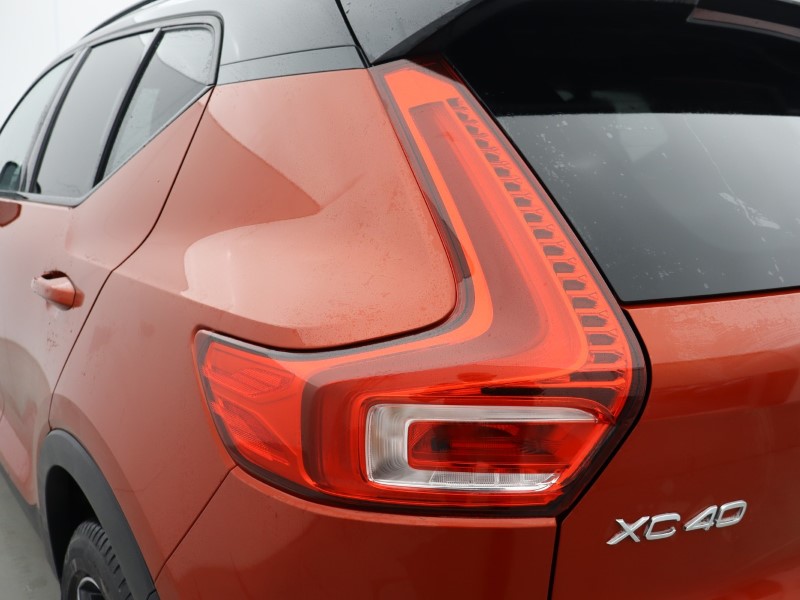 2022 (22) VOLVO XC40 1.5 T3 [163] R DESIGN 5dr Geartronic 5150950