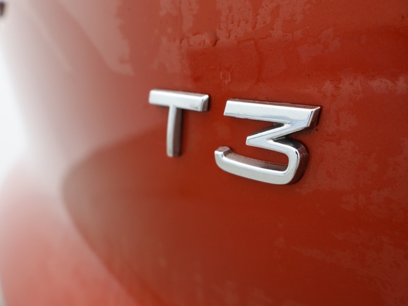 2022 (22) VOLVO XC40 1.5 T3 [163] R DESIGN 5dr Geartronic 5150952