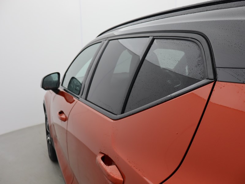 2022 (22) VOLVO XC40 1.5 T3 [163] R DESIGN 5dr Geartronic 5150956