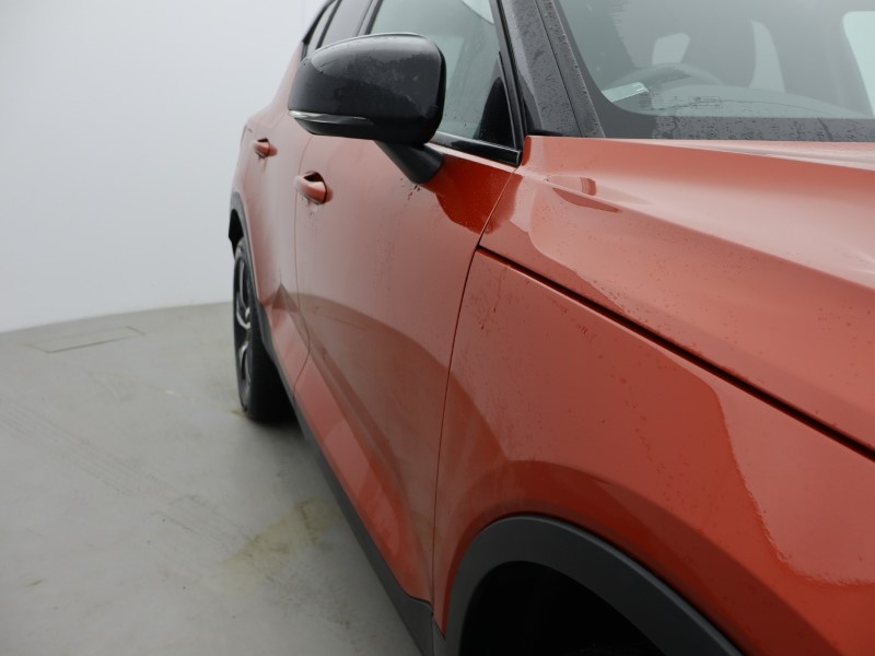 2022 (22) VOLVO XC40 1.5 T3 [163] R DESIGN 5dr Geartronic 5150949