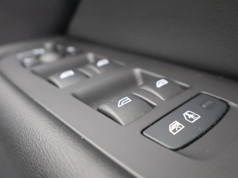 2024 (24) VOLVO XC60 2.0 T6 [350] RC PHEV Plus Dark 5dr AWD Geartronic 5176835