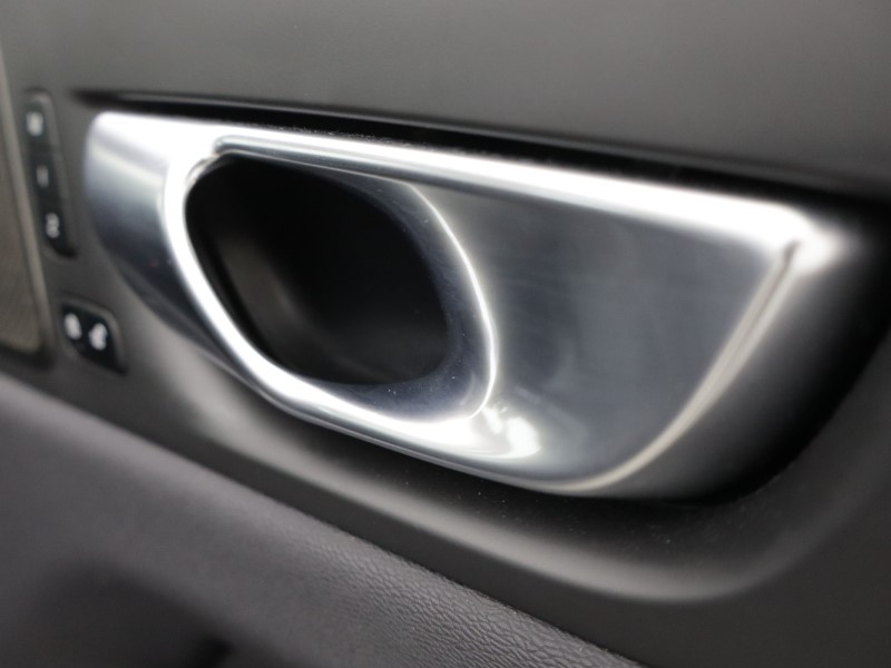 2024 (24) VOLVO XC60 2.0 T6 [350] RC PHEV Plus Dark 5dr AWD Geartronic 5176836