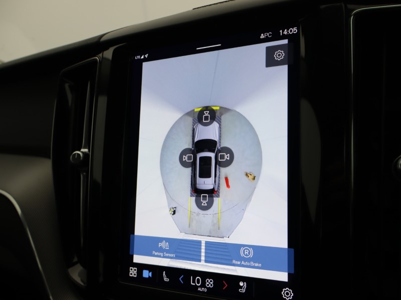 2024 (24) VOLVO XC60 2.0 T6 [350] RC PHEV Plus Dark 5dr AWD Geartronic 5176858