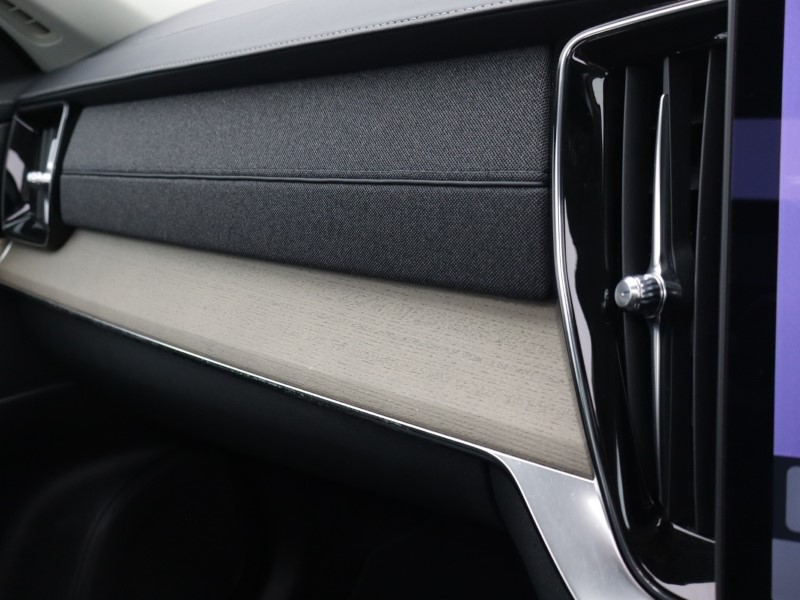 2025 (74) VOLVO XC90 2.0 B5P Plus Dark 5dr AWD Geartronic 5164343