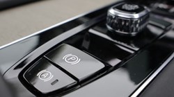 2025 (74) VOLVO XC90 2.0 B5P Plus Dark 5dr AWD Geartronic 5164342