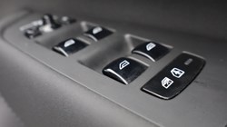 2025 (74) VOLVO XC90 2.0 B5P Plus Dark 5dr AWD Geartronic 5164313