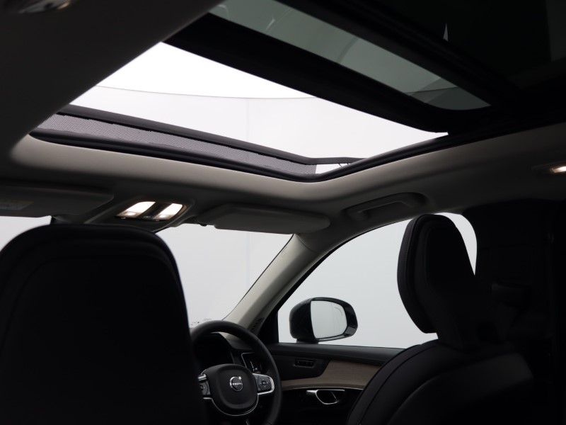 2025 (74) VOLVO XC90 2.0 B5P Plus Dark 5dr AWD Geartronic 5164324