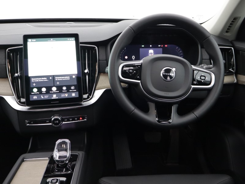 2025 (74) VOLVO XC90 2.0 B5P Plus Dark 5dr AWD Geartronic 5164330