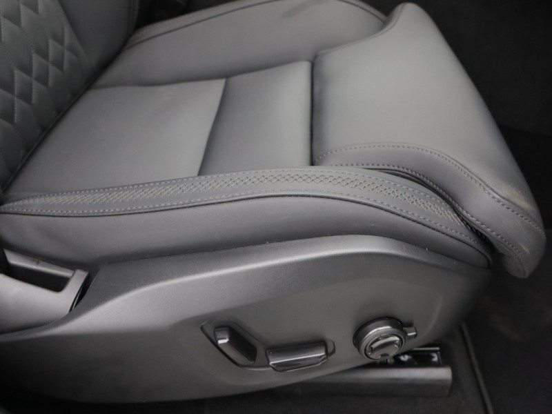 2025 (74) VOLVO XC90 2.0 B5P Plus Dark 5dr AWD Geartronic 5164317