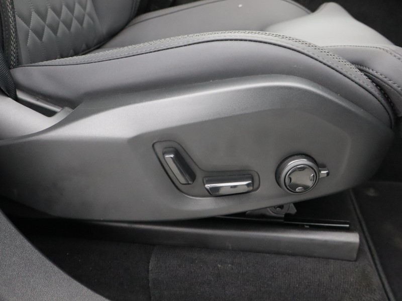 2025 (74) VOLVO XC90 2.0 B5P Plus Dark 5dr AWD Geartronic 5164316