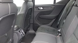 2023 (23) VOLVO XC40 2.0 B4P Ultimate Dark 5dr Auto 5165469