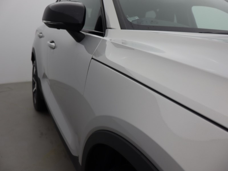 2023 (23) VOLVO XC40 2.0 B4P Ultimate Dark 5dr Auto 5165455