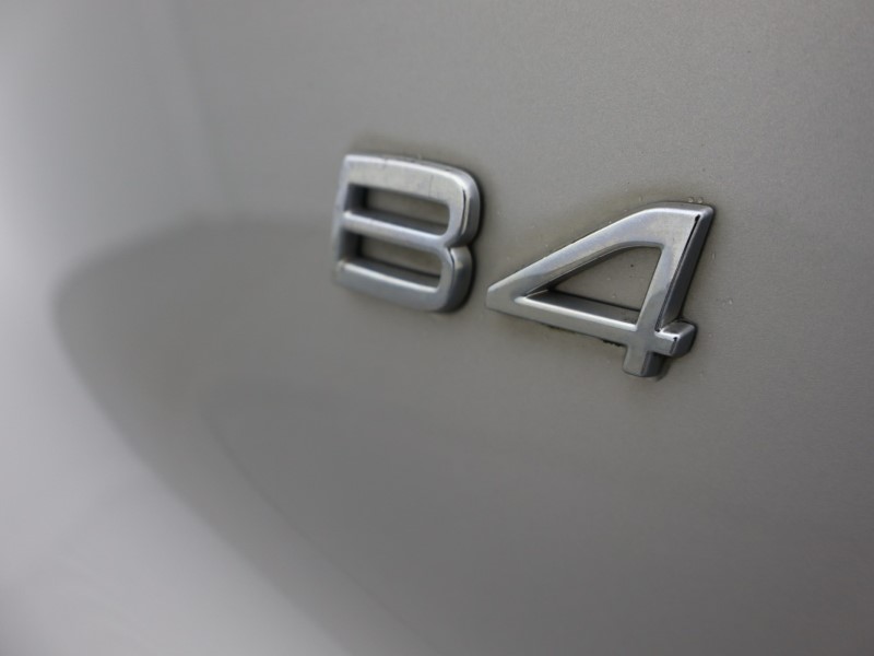 2023 (23) VOLVO XC40 2.0 B4P Ultimate Dark 5dr Auto 5165458