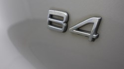 2023 (23) VOLVO XC40 2.0 B4P Ultimate Dark 5dr Auto 5165458