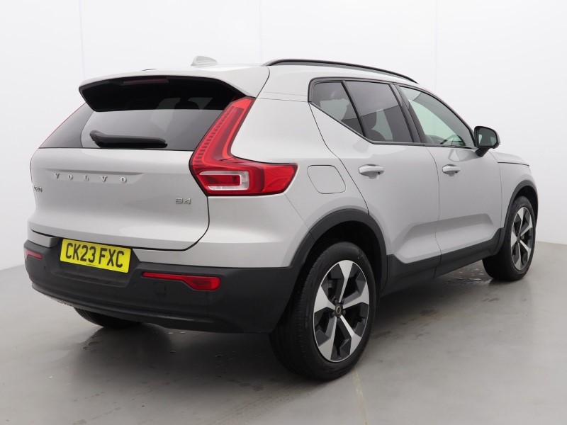 2023 (23) VOLVO XC40 2.0 B4P Ultimate Dark 5dr Auto 5165449