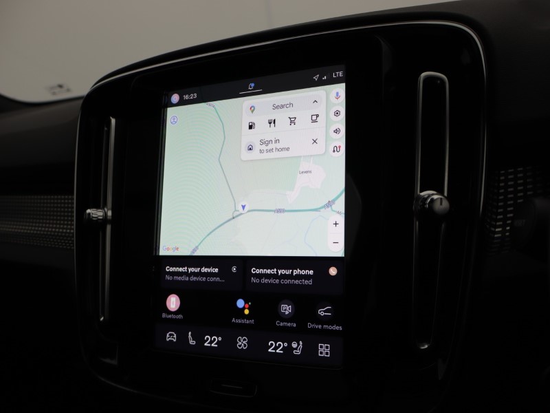 2023 (23) VOLVO XC40 2.0 B4P Ultimate Dark 5dr Auto 5165495