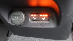 2023 (23) VOLVO XC40 2.0 B4P Ultimate Dark 5dr Auto 5165489