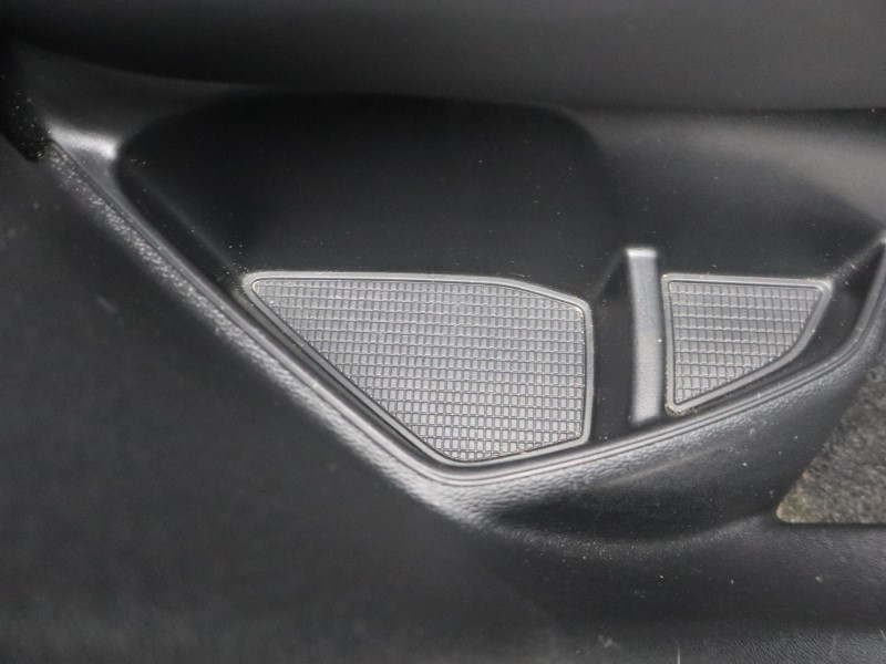 2023 (23) VOLVO XC40 2.0 B4P Ultimate Dark 5dr Auto 5165485