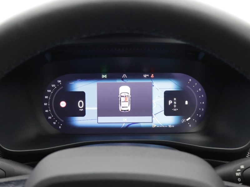 2023 (23) VOLVO XC40 2.0 B4P Ultimate Dark 5dr Auto 5165494