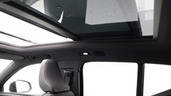 2023 (23) VOLVO XC40 2.0 B4P Ultimate Dark 5dr Auto 5165480