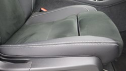 2023 (23) VOLVO XC40 2.0 B4P Ultimate Dark 5dr Auto 5165477