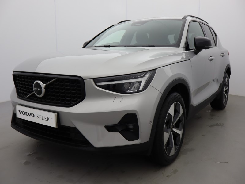 2023 (23) VOLVO XC40 2.0 B4P Ultimate Dark 5dr Auto 5165452