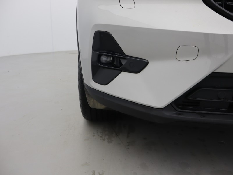 2023 (23) VOLVO XC40 2.0 B4P Ultimate Dark 5dr Auto 5165454