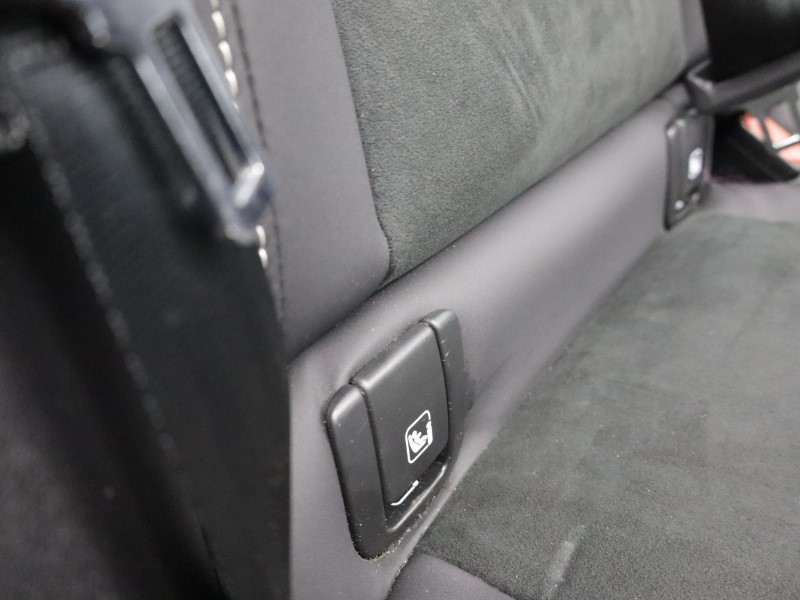 2023 (23) VOLVO XC40 2.0 B4P Ultimate Dark 5dr Auto 5165487