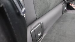 2023 (23) VOLVO XC40 2.0 B4P Ultimate Dark 5dr Auto 5165487